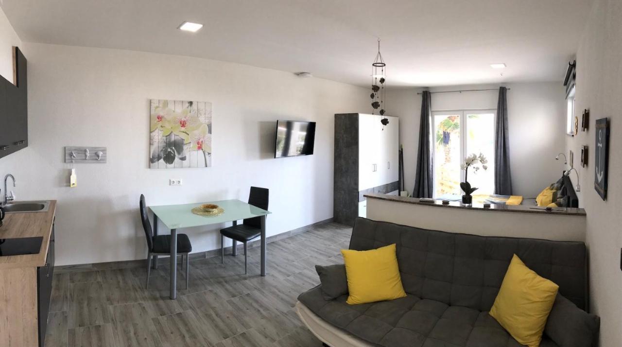 Villa Sabina - Apartments Kroatien Ražanac Екстериор снимка