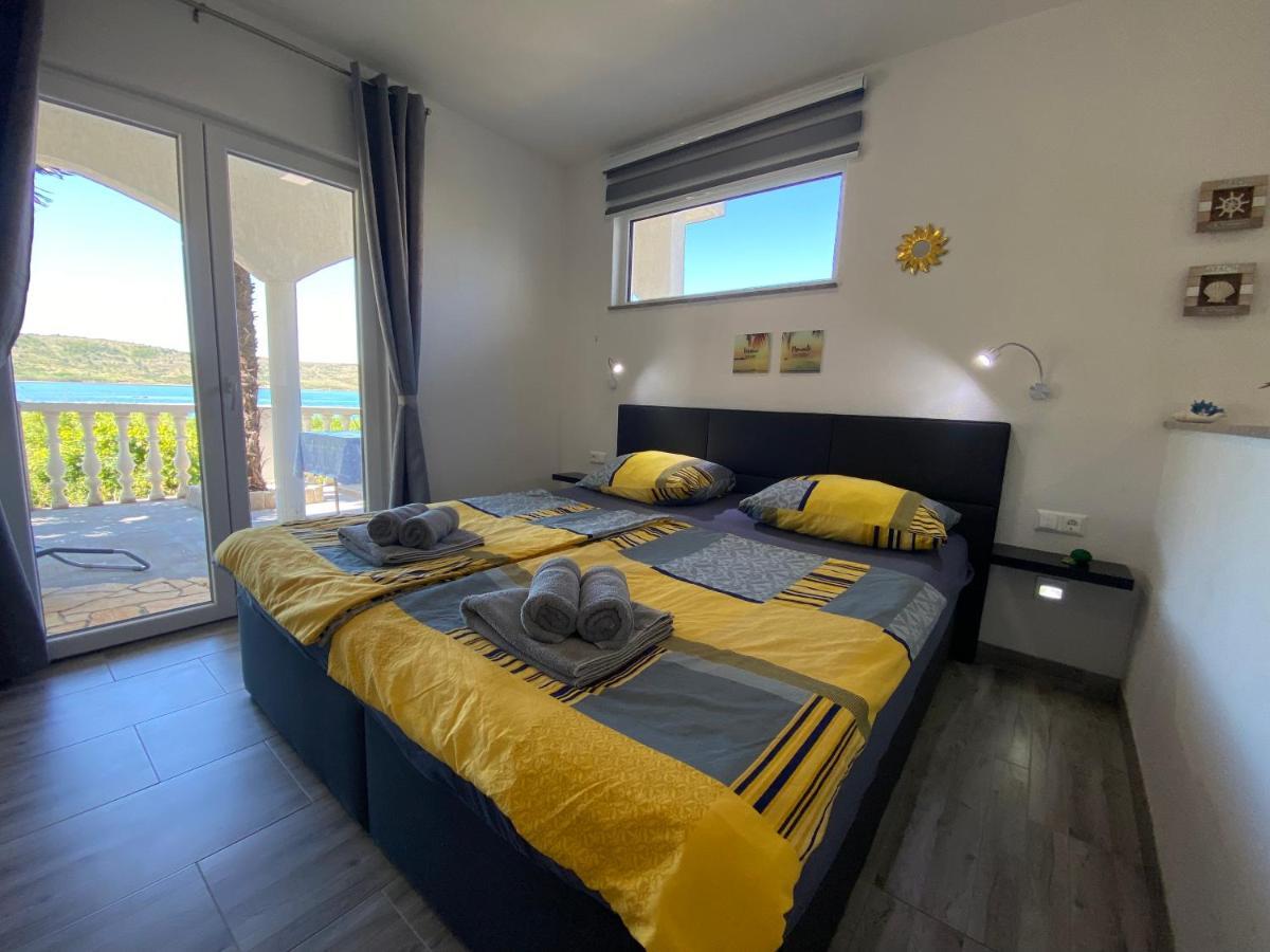 Villa Sabina - Apartments Kroatien Ražanac Екстериор снимка