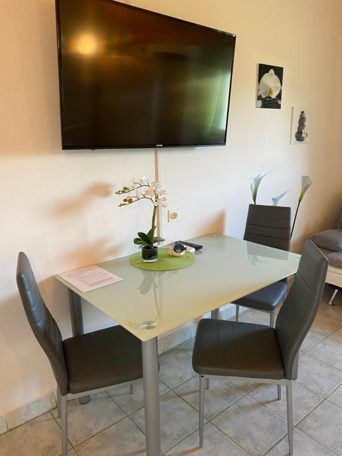 Villa Sabina - Apartments Kroatien Ražanac Екстериор снимка